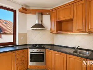 Pronájem bytu 2+kk, Úvaly, nám. Svobody, 55 m2