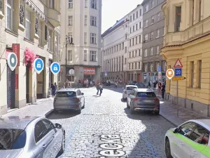 Pronájem kanceláře, Praha - Josefov, Žatecká, 22 m2