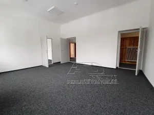 Pronájem kanceláře, České Budějovice, Kanovnická, 132 m2