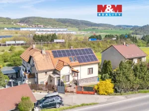 Prodej rodinného domu, Bavoryně, 127 m2