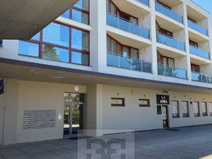 Pronájem bytu 2+kk, Sezimovo Ústí, náměstí Tomáše Bati, 46 m2