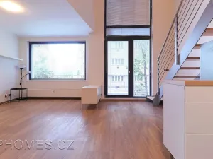 Pronájem bytu 2+kk, Praha - Libeň, U libeňského pivovaru, 56 m2