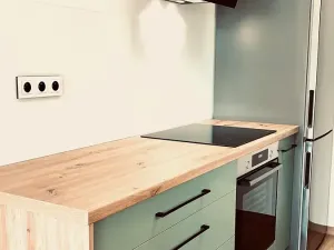 Pronájem bytu 2+kk, Praha - Kobylisy, Taussigova, 48 m2