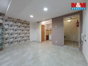 Prodej obchodního prostoru, Karlovy Vary - Drahovice, Vítězná, 147 m2