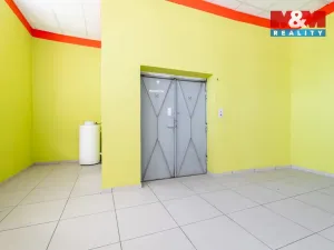 Prodej obchodního prostoru, Žďár nad Sázavou, nám. Republiky, 500 m2