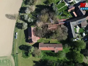 Prodej zemědělské usedlosti, Bečváry - Horní Jelčany, 90 m2