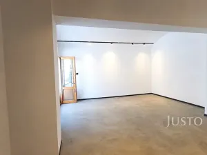 Pronájem obchodního prostoru, Písek, Žižkova třída, 42 m2