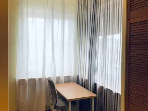 Pronájem bytu 1+kk, Praha - Holešovice, U Pergamenky, 28 m2