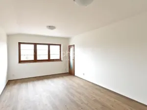 Pronájem vily, Horoměřice, Rabochova, 260 m2