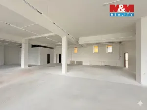 Pronájem obchodního prostoru, Krnov - Pod Cvilínem, Opavská, 250 m2