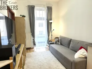 Pronájem bytu 2+kk, Praha - Košíře, Plzeňská, 36 m2