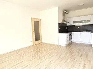 Prodej bytu 2+kk, Brno - Líšeň, Houbalova, 62 m2