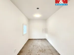 Pronájem obchodního prostoru, Praha - Uhříněves, Přátelství, 38 m2