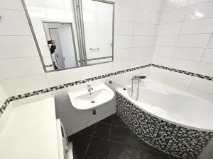Pronájem bytu 2+1, Kralupy nad Vltavou - Lobeček, Masarykova, 52 m2
