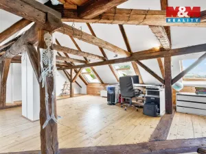 Prodej obchodního prostoru, Mimoň - Mimoň II, náměstí Čsl. armády, 150 m2