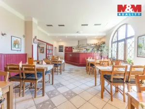 Prodej rodinného domu, Suchdol, 390 m2