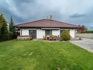 Prodej rodinného domu, Šestajovice, Za Stodolama, 125 m2