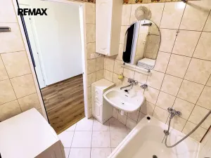 Pronájem bytu 3+1, Praha - Háje, Rašova, 65 m2