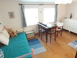 Prodej rodinného domu, Postupice, náměstí Jiřího Franka, 96 m2