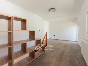 Pronájem bytu 2+kk, Ivančice, Žerotínovo náměstí, 55 m2