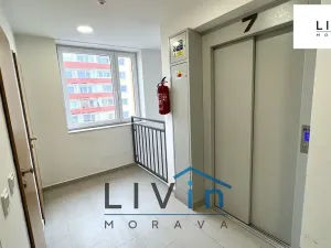 Pronájem bytu 1+kk, Olomouc, Janského, 37 m2
