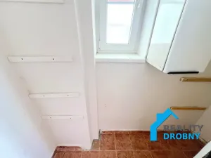 Prodej bytu 3+1, Teplice, 14. října, 76 m2