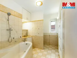 Pronájem bytu 2+1, Pardubice - Zelené Předměstí, Lexova, 61 m2