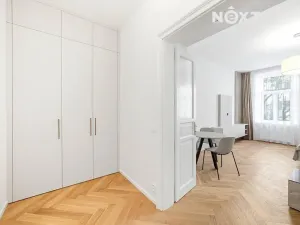 Pronájem bytu 2+kk, Praha - Vinohrady, Velehradská, 44 m2