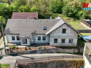 Prodej rodinného domu, Korozluky, 200 m2