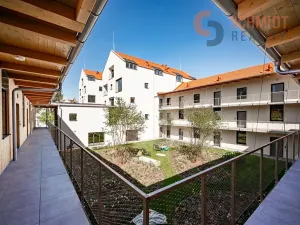 Pronájem bytu 2+kk, Břeclav, Pod Zámkem, 58 m2