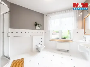 Prodej rodinného domu, Žlutava, 279 m2