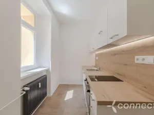 Prodej bytu 2+1, Přerov, Husova, 52 m2