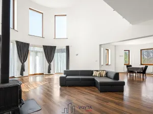 Prodej vily, Nová Role, 347 m2