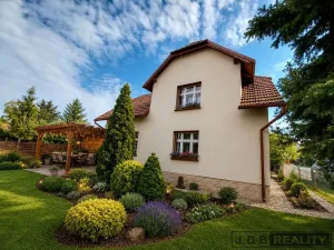Prodej rodinného domu, Horní Beřkovice, U Lékárny, 115 m2