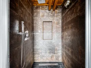 Prodej ubytování, Číměř, 650 m2