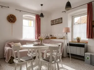 Prodej ubytování, Číměř, 650 m2