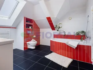 Prodej rodinného domu, Strančice, V Zátiší, 202 m2