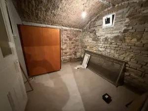 Pronájem obchodního prostoru, Praha - Nové Město, Rumunská, 200 m2
