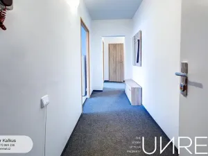 Pronájem bytu 2+1, Dvůr Králové nad Labem, Odbojářů, 56 m2
