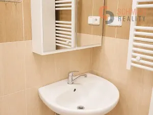 Pronájem bytu 1+1, Mikulov, Husova, 39 m2
