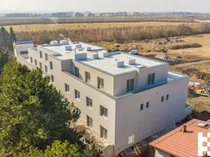 Prodej bytu 1+kk, Praha - Satalice, Za Novákovou zahradou, 32 m2