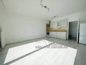 Pronájem bytu 1+kk, České Budějovice, Na Zlaté stoce, 31 m2