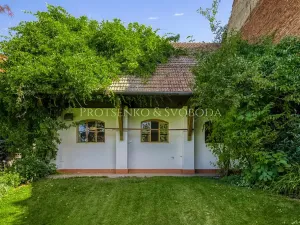 Prodej ubytování, Křižanov, Benešovo náměstí, 530 m2