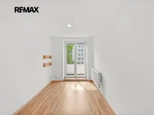 Prodej bytu 3+kk, Praha - Vršovice, Karpatská, 60 m2