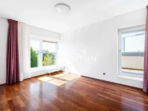 Pronájem rodinného domu, Praha - Dejvice, Hanzelkova, 280 m2