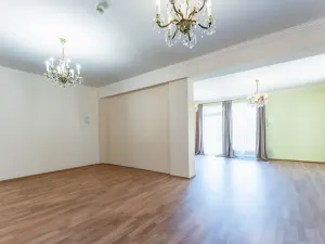 Prodej kanceláře, Holubice, 63 m2