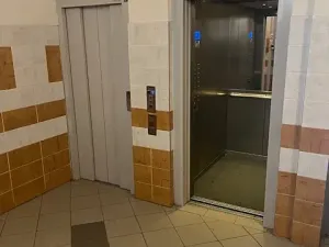 Prodej bytu 2+kk, Praha - Stodůlky, Sezemínská, 43 m2