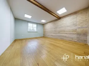 Prodej obchodního prostoru, Náklo, 521 m2