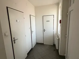 Pronájem skladu, Praha - Horní Počernice, Náchodská, 634 m2