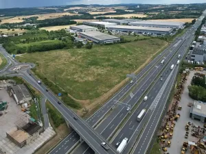 Pronájem komerčního pozemku, Praha, 10000 m2